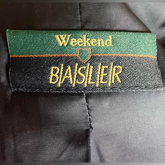 BASLER Weekend- Green and Blue Jacket/Blazer -Gold Details-Leather Trim-Size: 40 - Picture 6 of 6